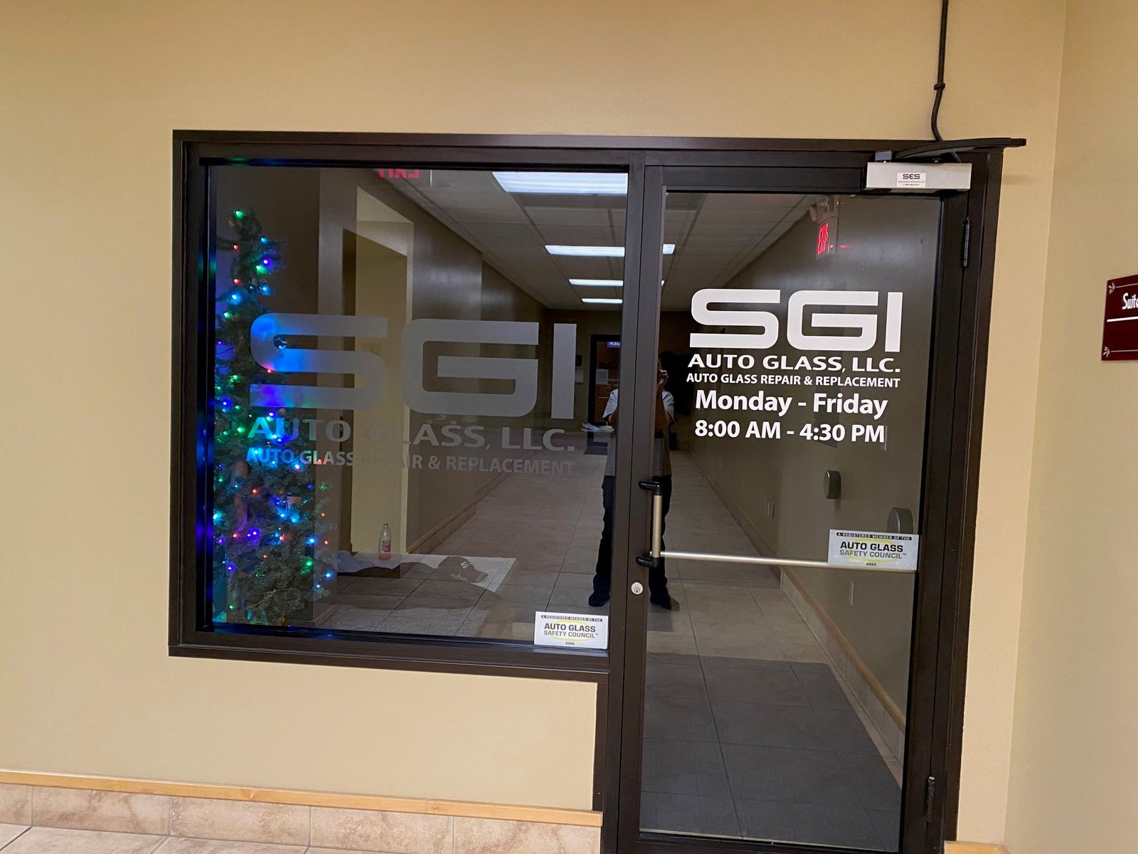 The SGI Auto Glass office entrance in Superior, Wisconsin
